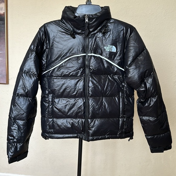The North Face Women’s 2000 Retro Nuptse Jacket 700-fill down Black size S NWOT - Picture 8 of 16